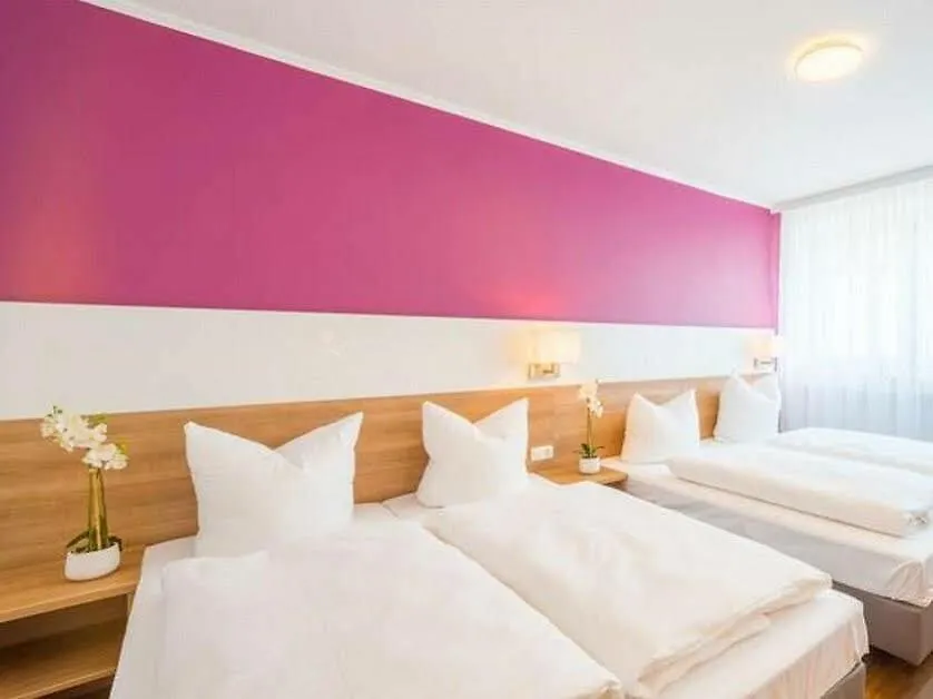 ***  Hotel S16 München Tyskland
